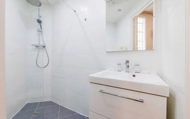 Lovely Studio Near Eiffel Tower