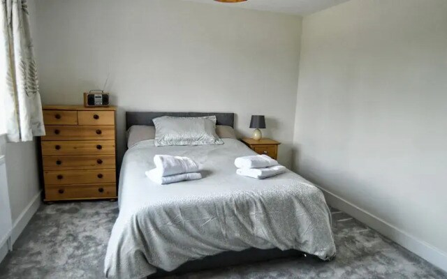 3Bd Gem In The Heart Of Barnetby Le Wold