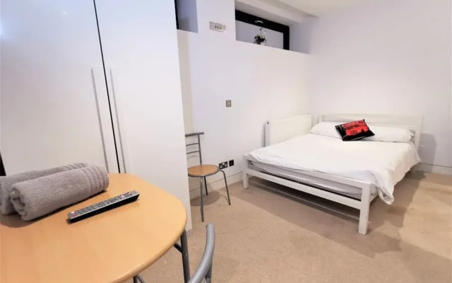 Double Room with en-suite - 1c