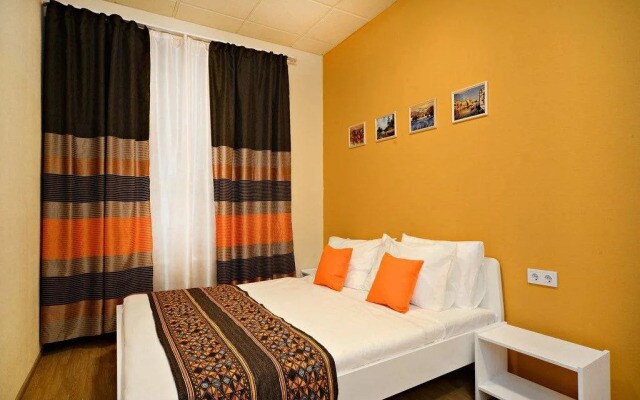 Apelsin Hotel on Sretinskiy bulvar