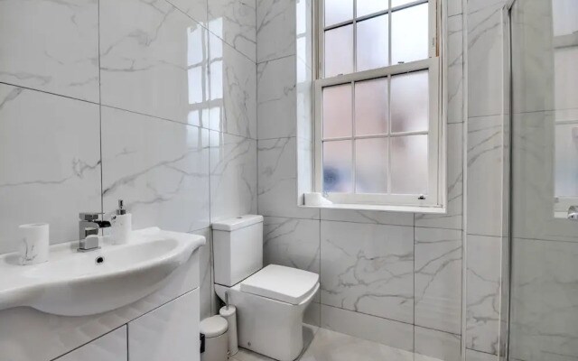 Lovely 1-bed Apartment in Wigan