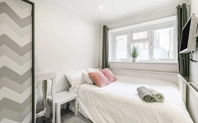 Best Location in London 3-bed Chelsea Home