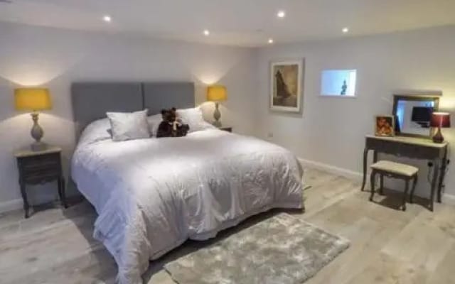 Bank House Mews