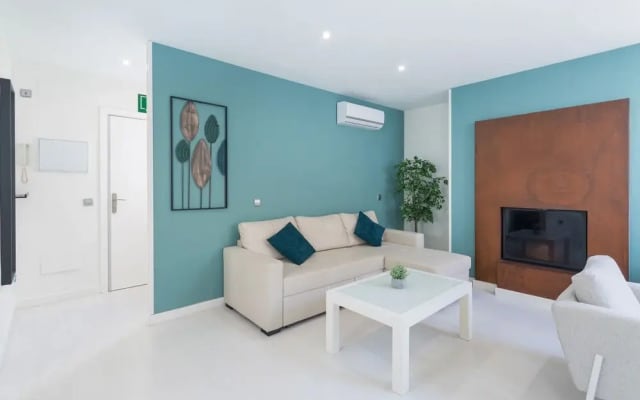 Отель limehome Madrid Calle de la Paloma