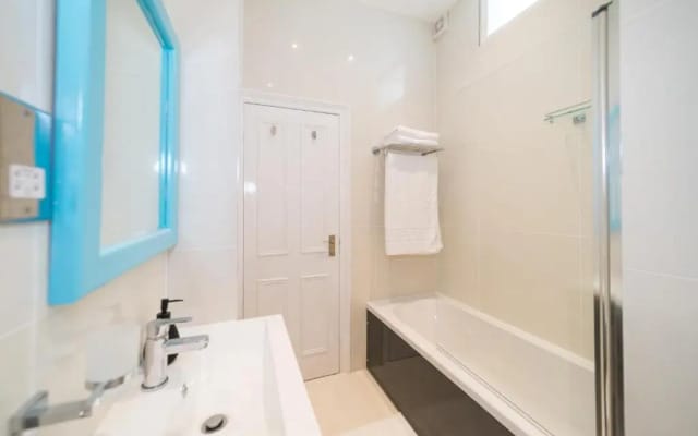 Central London Apartment - Great Location