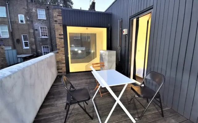 Double Room with Balcony - 3c