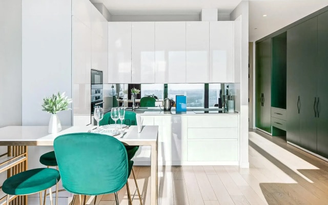 Апартаменты Fly Apartments  на проезде 1-й Красногвардейский