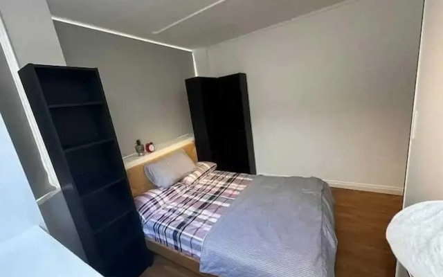 Charming Studio in Bond Street