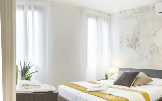 Canal View Apartment