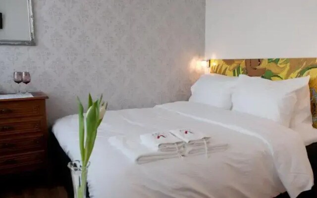 B&B Helmers