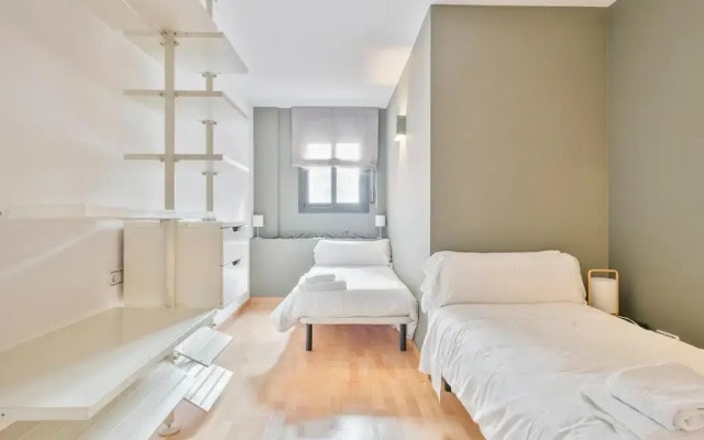 Inside Barcelona Apartments Princep