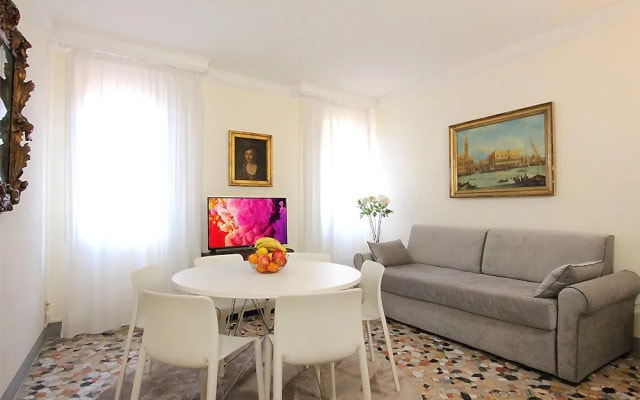 Grimaldi Apartments San Marco & Castello