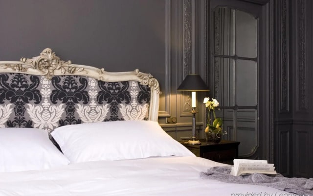 Schlosshotel Berlin By Patrick Hellmann