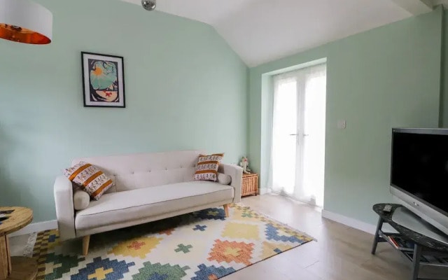 Robin's Nest Cottage