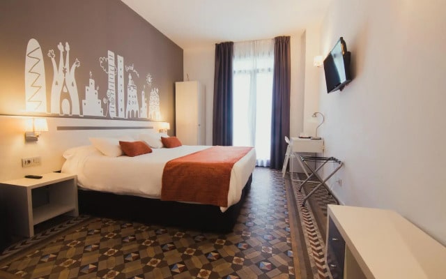 Hostal Live Barcelona
