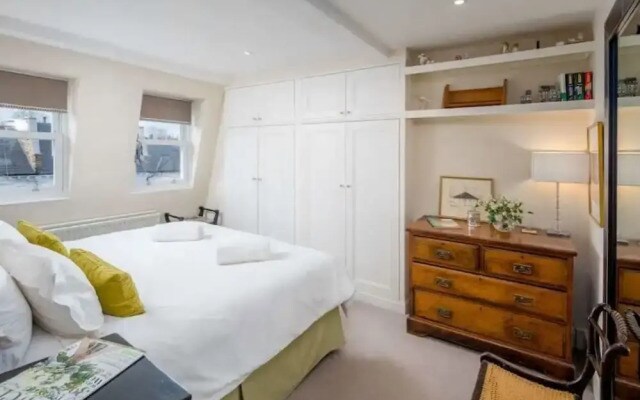 Veeve - Fulham Victorian