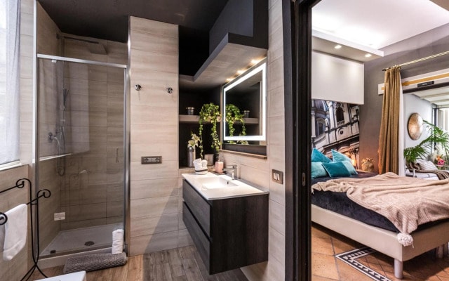 Daphne Luxury Suites