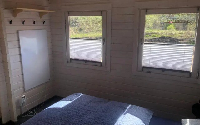 WOMOCAMP Holzhütte 2