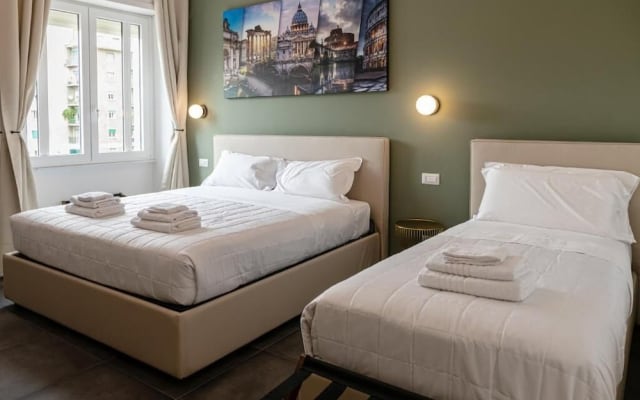 Flora Guest House