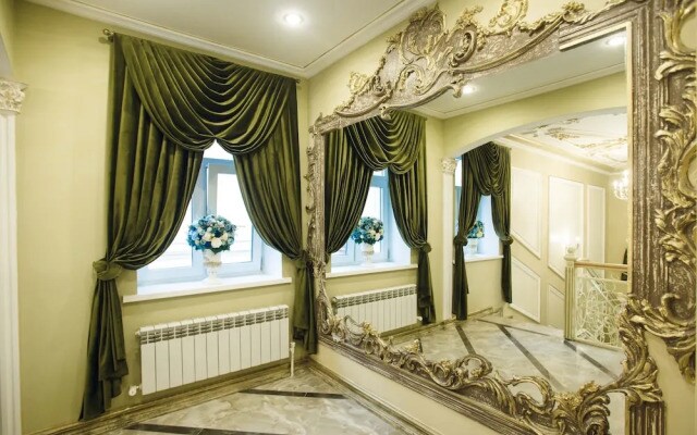 Knyagini Uhtomskoj Hotel
