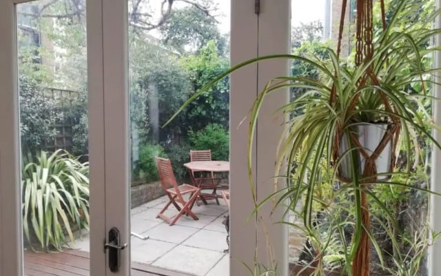 Stylish 2 Bedroom Apartment Stoke Newington