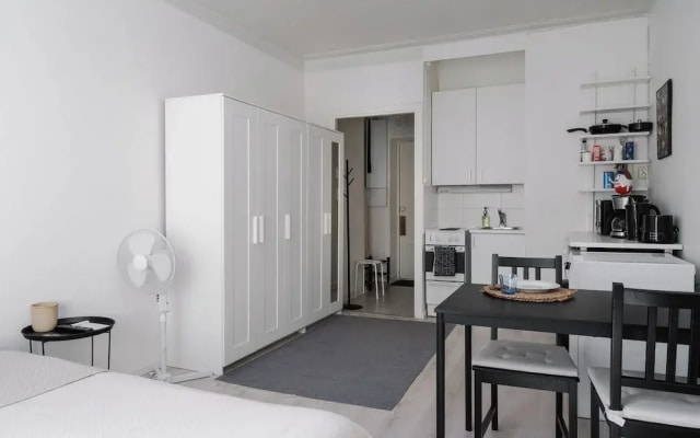 Cozy Studio in Kamppi with Perfect Location