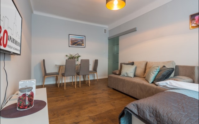 Apartment Chmielna III- P&O