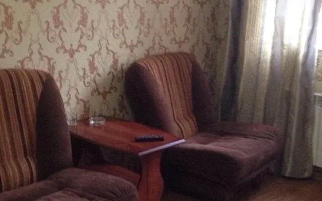 Frau Dona Hotel