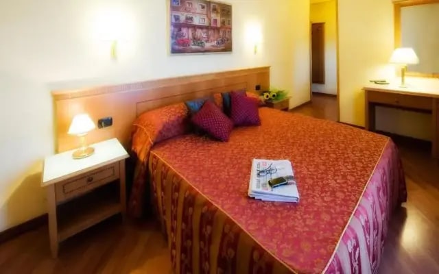 Hotel Bright