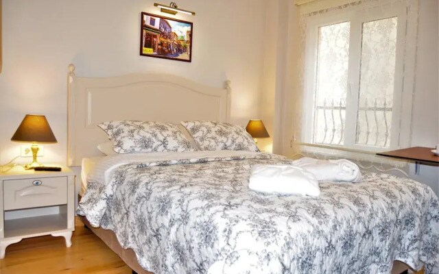 Emil House Apart Hotel