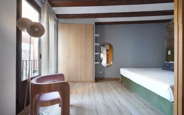 Numa | Lustre Apartments