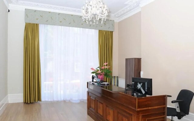Hyde Park Boutique Hotel