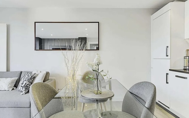 Chic Kensal Green Retreat