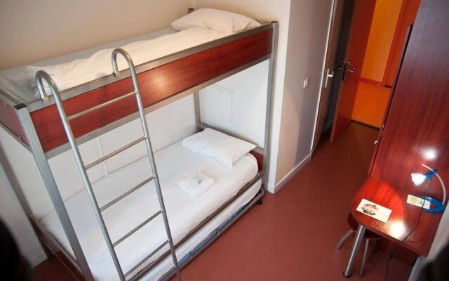Ethic Etapes Eugène Hénaff - Hostel
