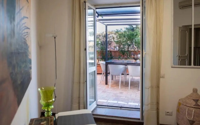 Habitat's Colosseum-Monti 4BR Penthouse with Terrace
