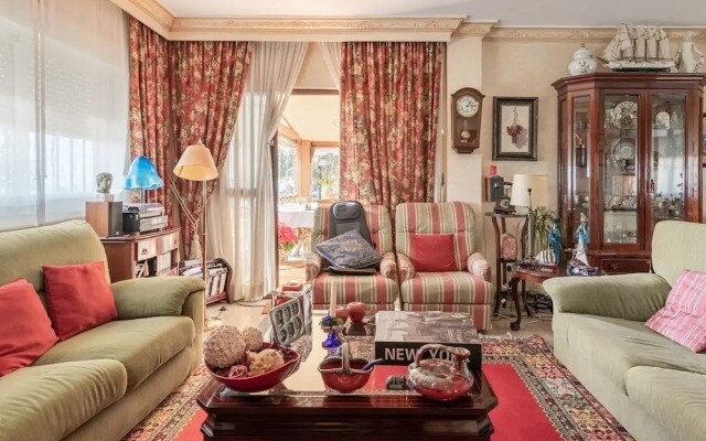 Lavish Villa in Málaga With Swimming Pool