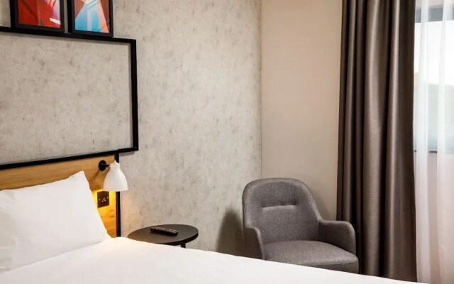 Ibis London Heathrow T5