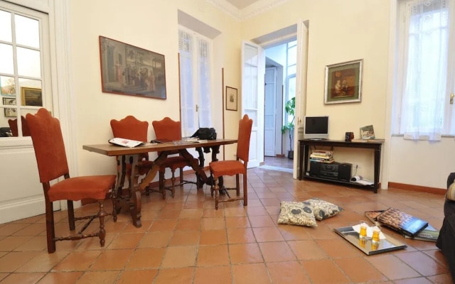 Casa Visconti's St. Peter