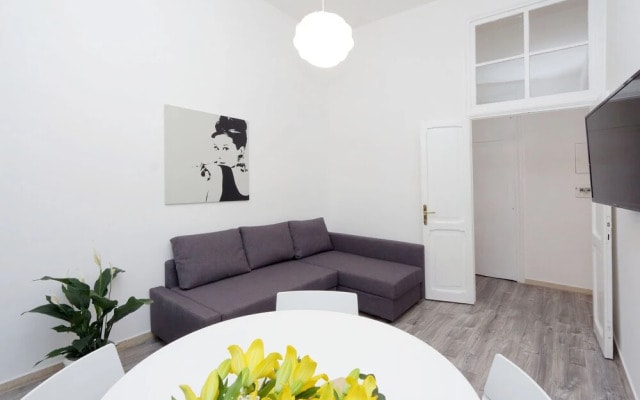 Cozy Arco - My Extra Home