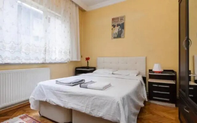 Spacious&Cosy Flat-1
