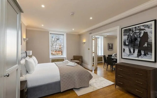 Stylish new flat near Mayfair