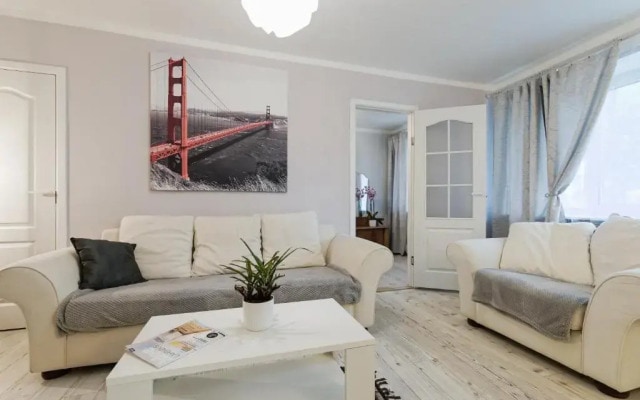 Light, cozy apartement