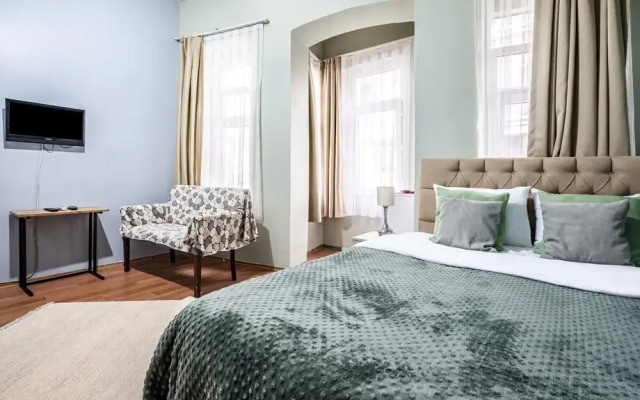 Cozy and Central Studio Flat in Beyoglu