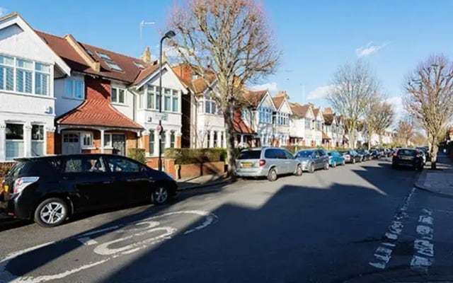 Veeve House with Garden Meadvale Road Ealing
