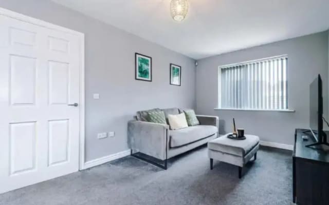 House 3 Bed Sleeps 6 -pets Ok -patio -free Parking