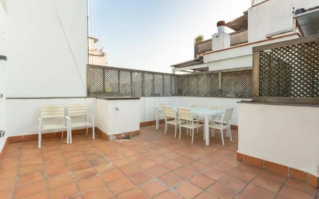Spacious and Elegant 4 Bedroom with Private Terrace