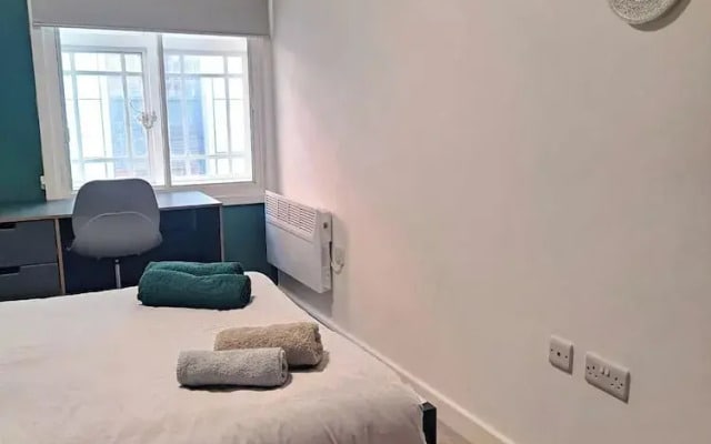 Practical & Affordable 2 BR Flat in City Centre