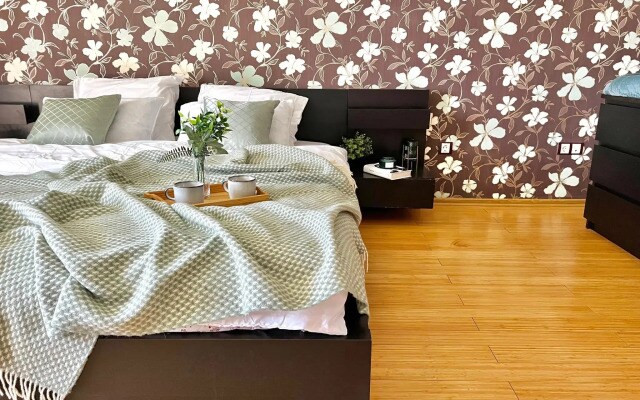 Апартаменты SunVille (Санвиль) на улице Тихомирнова