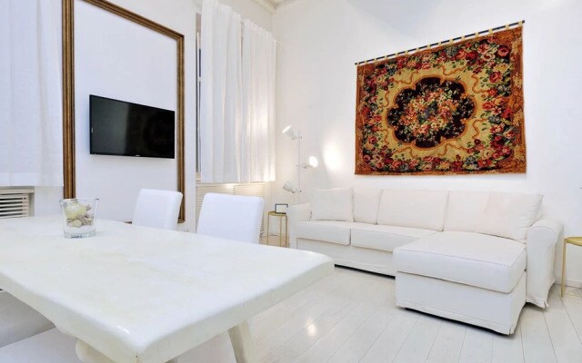 Spanish Steps House