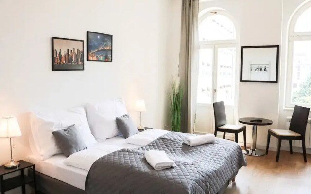 Rose suites and rooms